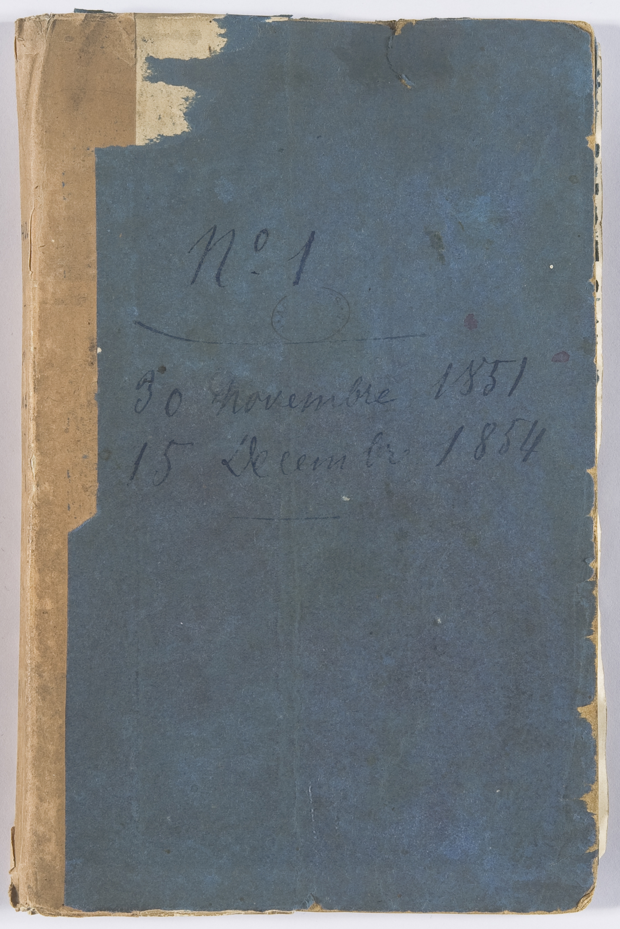 Couverture cartonnée bleue des trois premiers carnets d’Henri Delescluze